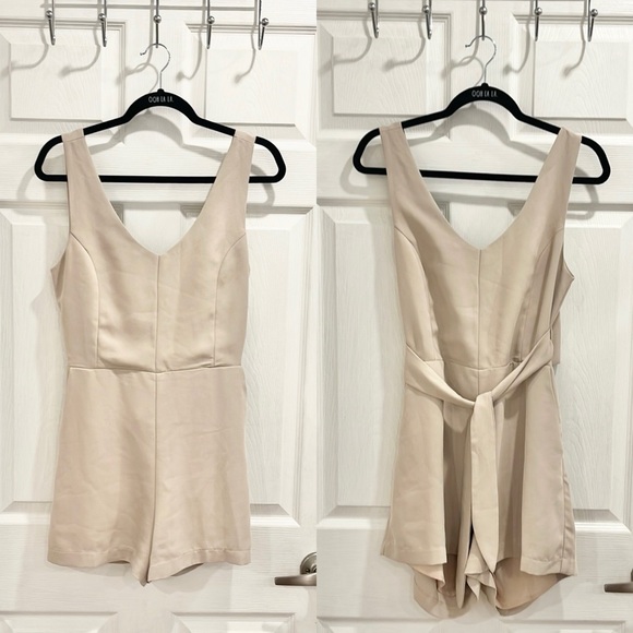 Mod Ref Tie Up Open Convertible Back Short Romper - Picture 3 of 16